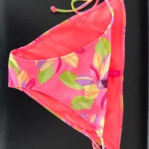 NWOT Victoria’s Secret coral/pink floral bikini